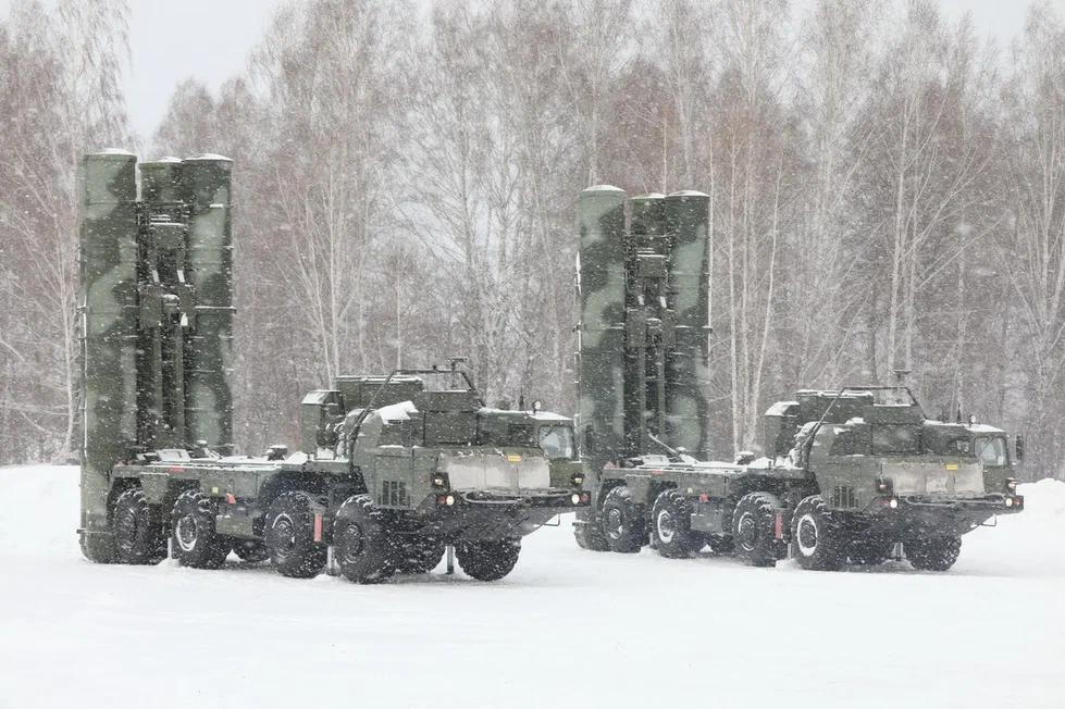 Фото В Новосибирской области начались учения подразделений ПВО с применением С-400 2